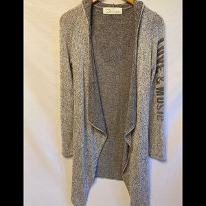 •Beachy Vintage Shauana Grey Hooded Sweater